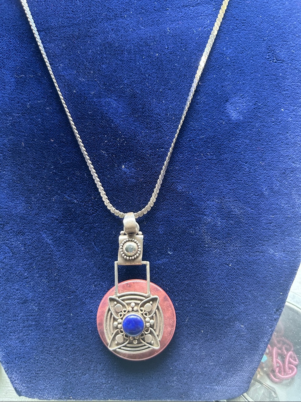 Vintage pendant made in India. Lapis Stone and 925 Silver.